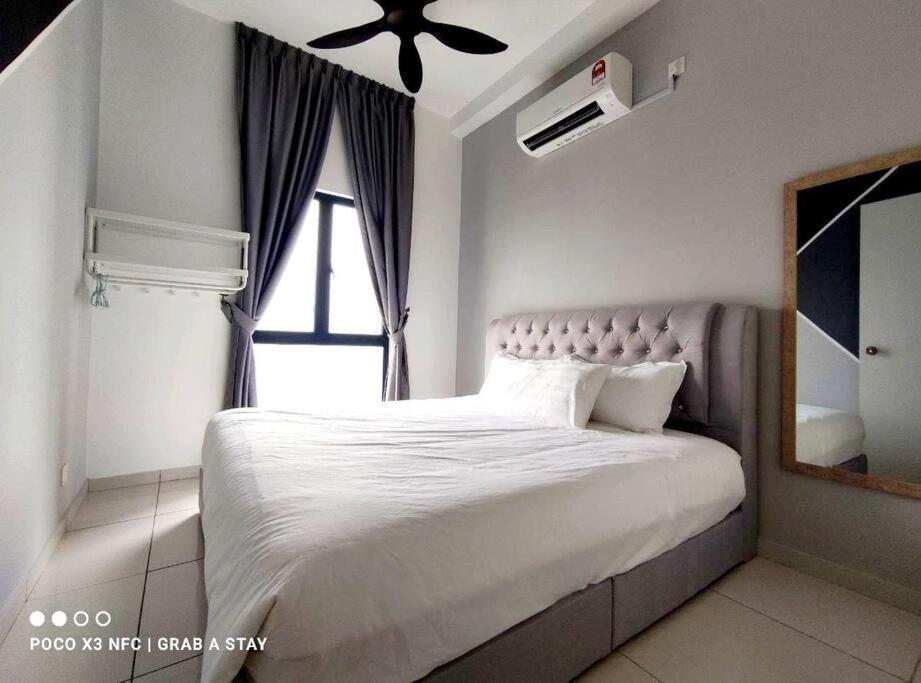 The Horizon 3br L8 By Grab A Apartment