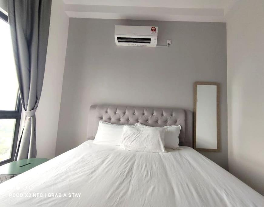 The Horizon 3br L8 By Grab A Apartment
